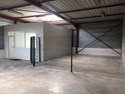 Location Activités Entrepôts SAINT JEAN DE VEDAS - Photo 3