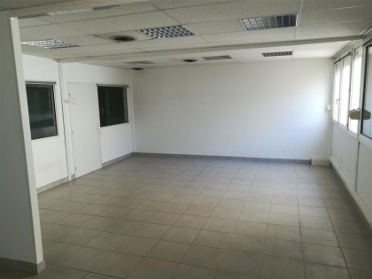 Location Bureaux CASTELNAU LE LEZ - Photo 3