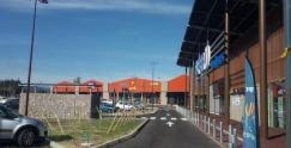 Location Commerces THUIR - Photo 1