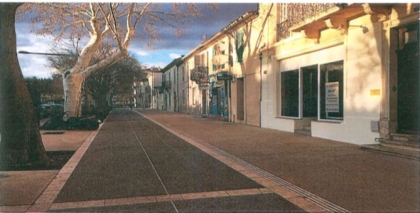 Location Commerces NIMES - Photo 1