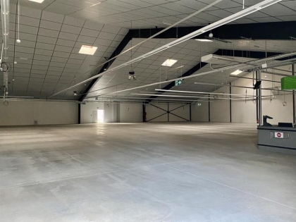 Location Entrepôts THUIR - Photo 3