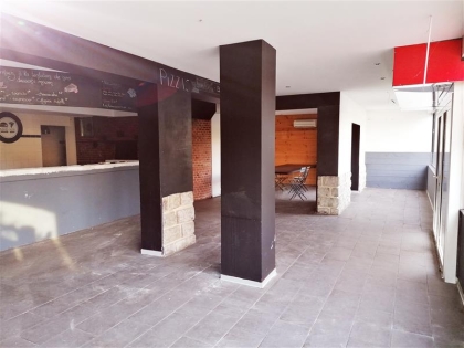 Location Commerces CASTELNAU LE LEZ - Photo 2