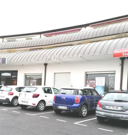 Location Commerces CLERMONT L'HERAULT - Photo 1