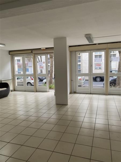 Location Commerces MONTPELLIER - Photo 1