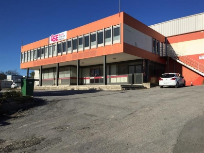 Location Activités Entrepôts NIMES - Photo 1