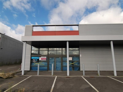 Location Commerces LANVALLAY - Photo 3