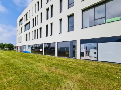Location Commerces PLERIN - Photo 3