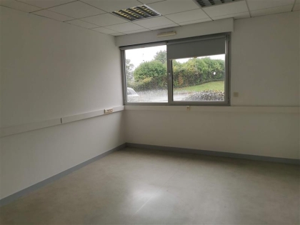 Vente Utilisateur Bureaux TREGUEUX - Photo 3