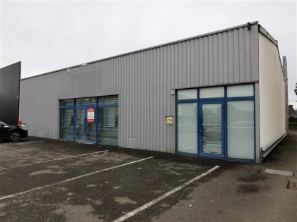 Location Commerces TREGUEUX - Photo 2