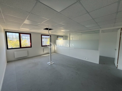 Advenis RES - Immobilier d'entreprises