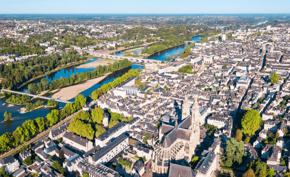 LOCAUX D'ACTIVITE TOURS