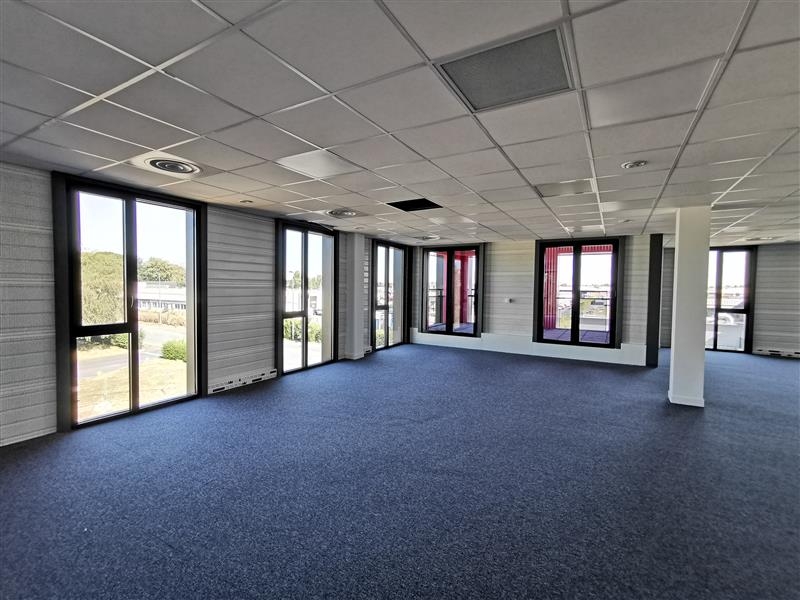 Location Bureaux LESQUIN (59810) - Photo 7