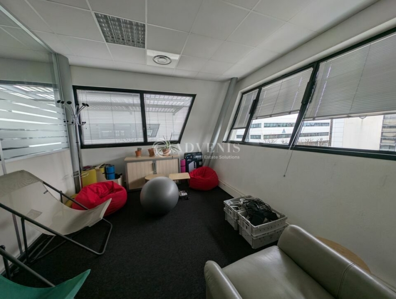 Location Bureaux STRASBOURG (67100) - Photo 9