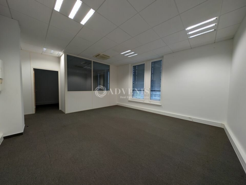 Location Bureaux STRASBOURG (67200) - Photo 9