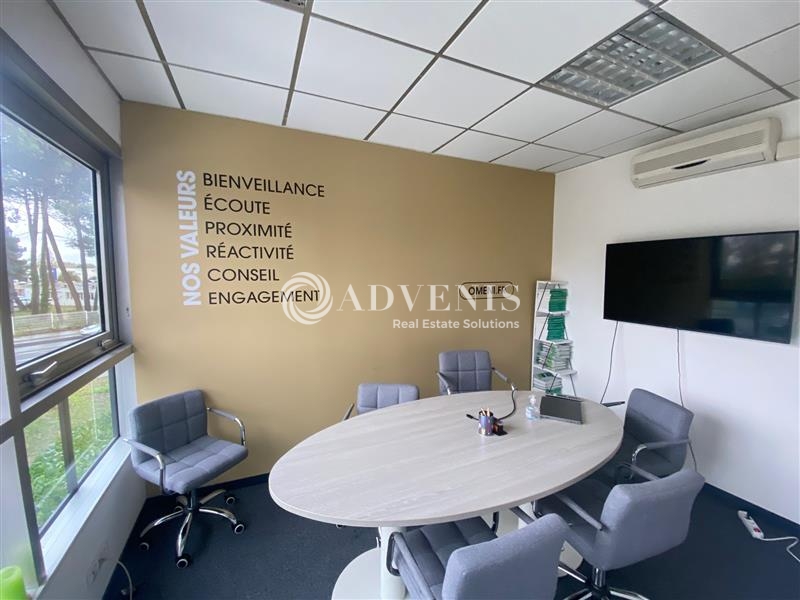 Location Bureaux PESSAC (33600) - Photo 9