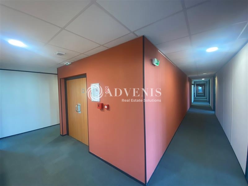 Location Bureaux GRADIGNAN (33170) - Photo 8