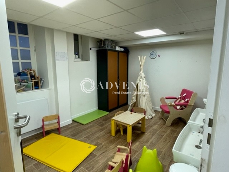 Vente Investisseur Commerces BORDEAUX (33000) - Photo 2