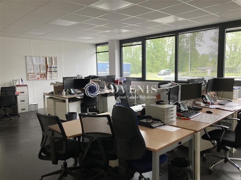 Location Bureaux BRUGES (33520) - Photo 4