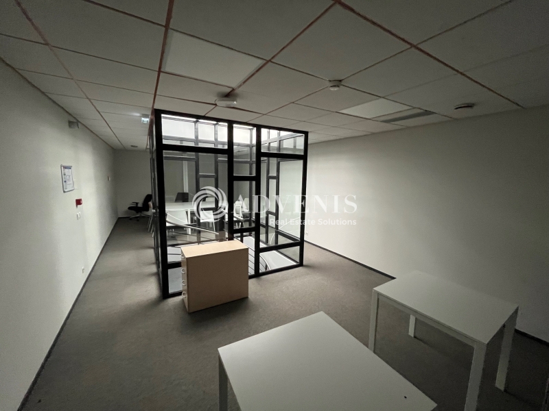 Location Bureaux BORDEAUX (33000) - Photo 9