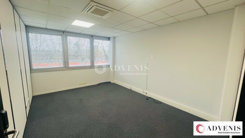 Location Bureaux BRUGES (33520) - Photo 7