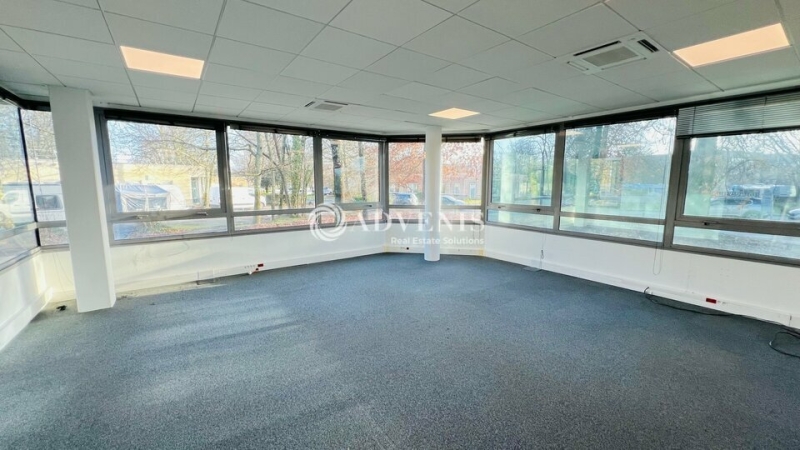 Location Bureaux PESSAC (33600) - Photo 12