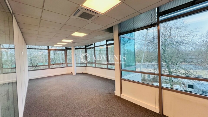 Location Bureaux PESSAC (33600) - Photo 13