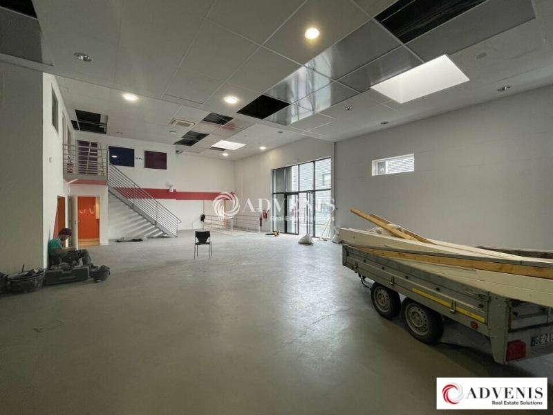 Location Activités Entrepôts BORDEAUX (33300) - Photo 2