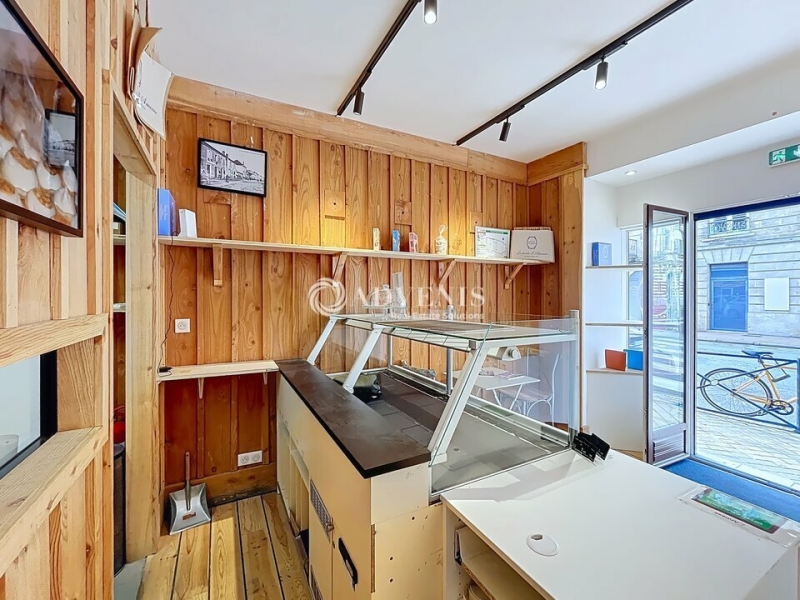 Location Commerces BORDEAUX (33000) - Photo 2