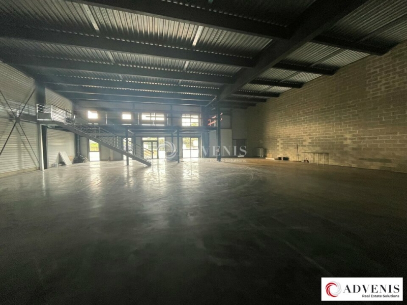 Location Activités Entrepôts LORMONT (33310) - Photo 9