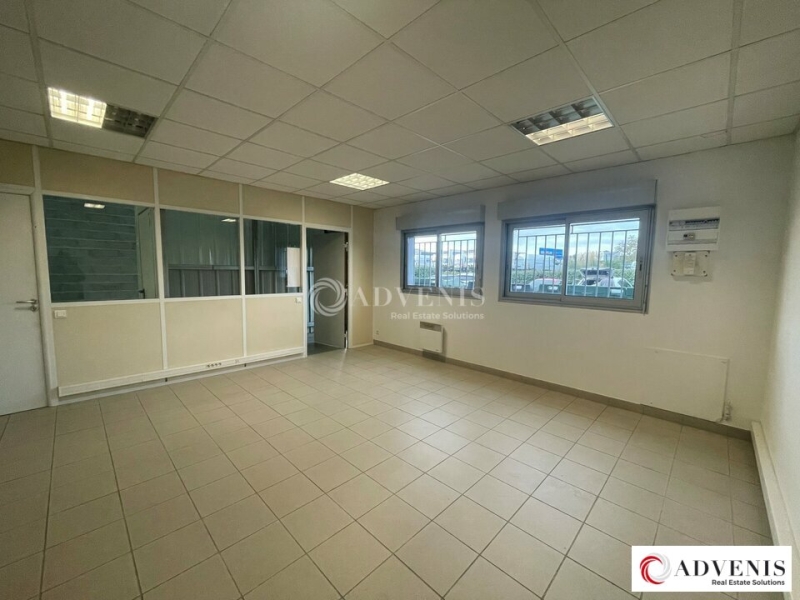 Location Activités Entrepôts LE HAILLAN (33185) - Photo 4