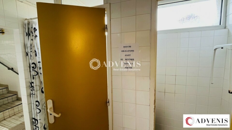 Location Commerces VILLENAVE-D'ORNON (33140) - Photo 10