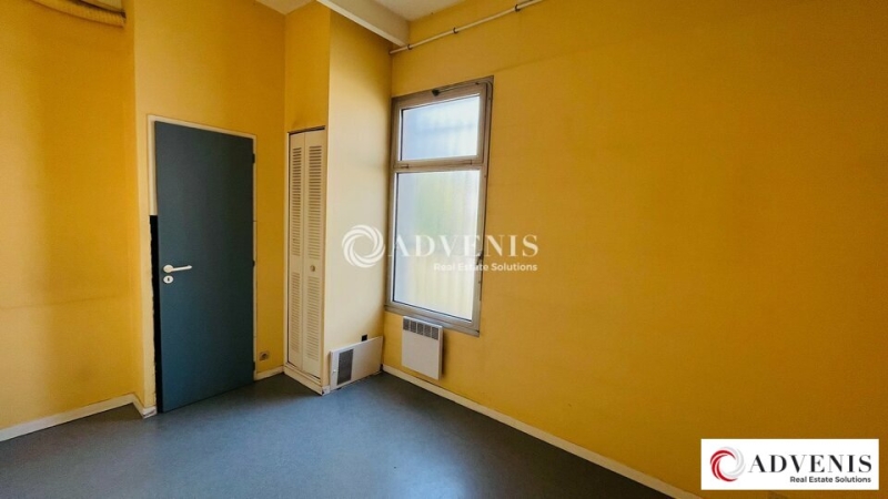 Location Commerces VILLENAVE-D'ORNON (33140) - Photo 2