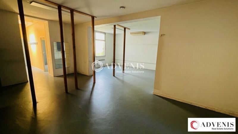 Location Commerces VILLENAVE-D'ORNON (33140) - Photo 7