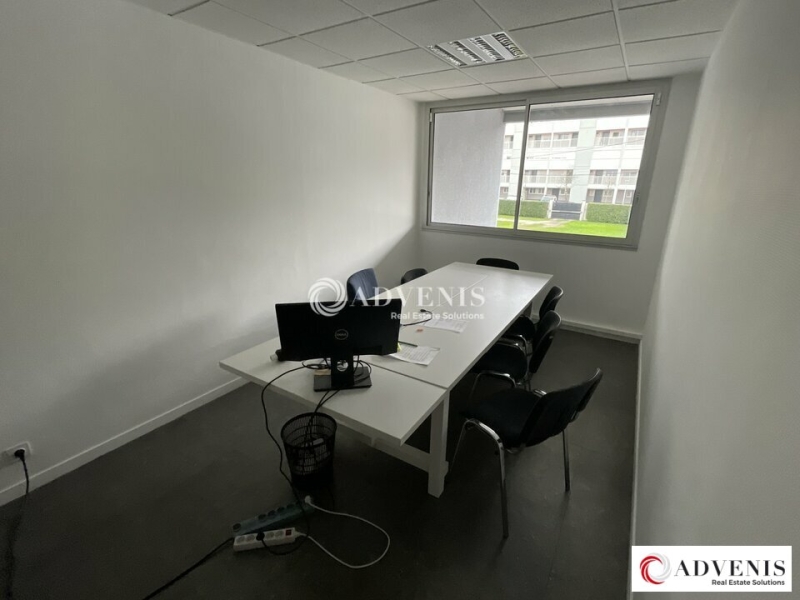 Location Activités Entrepôts EYSINES (33320) - Photo 3
