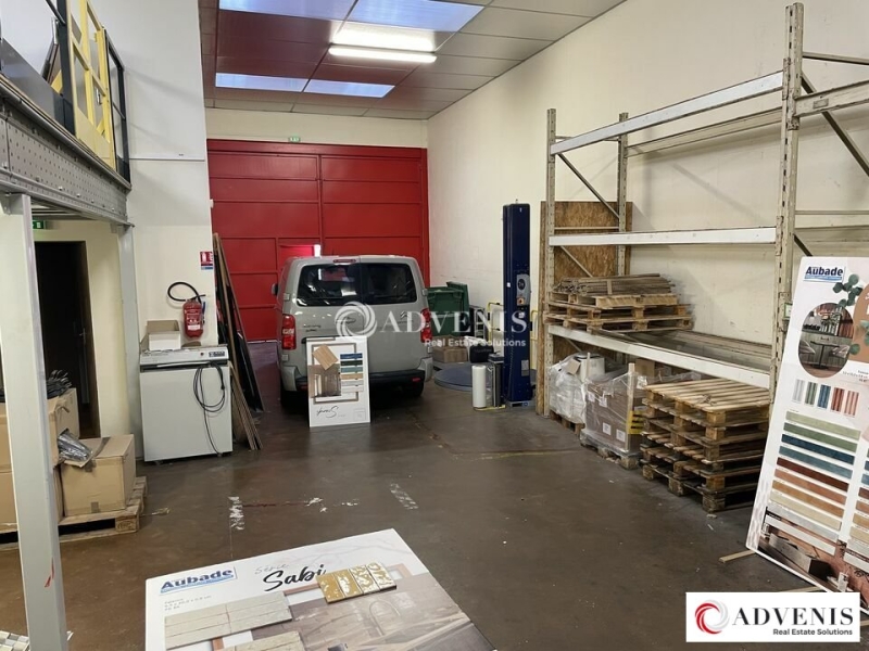 Location Activités Entrepôts EYSINES (33320) - Photo 4