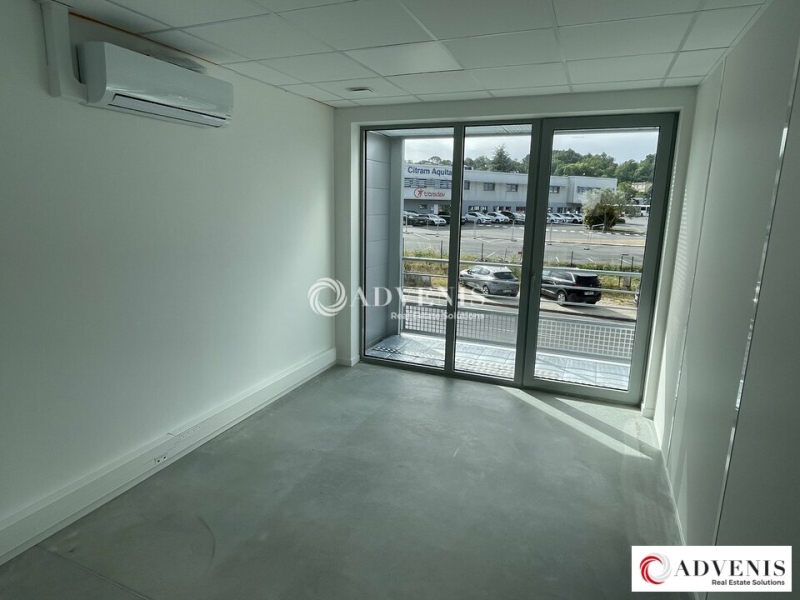 Location Terrain BASSENS (33530) - Photo 4