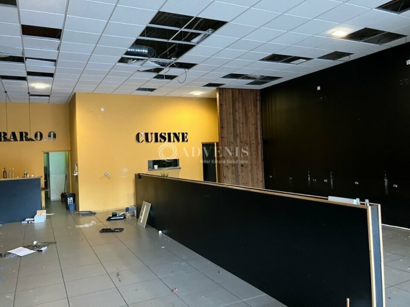 Location Commerces MERIGNAC (33700) - Photo 2
