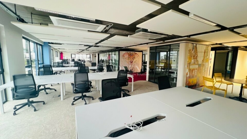 Location Bureaux PESSAC (33600) - Photo 4