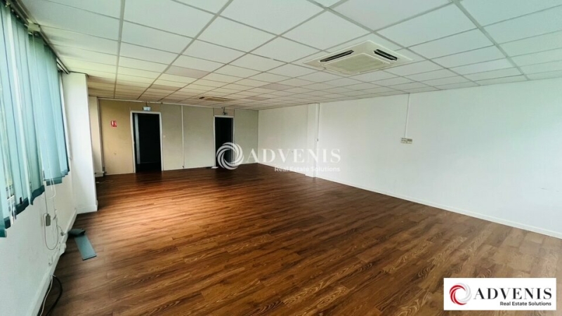 Location Bureaux BORDEAUX (33300) - Photo 6