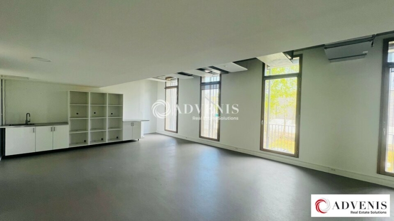 Location Bureaux BORDEAUX (33300) - Photo 9