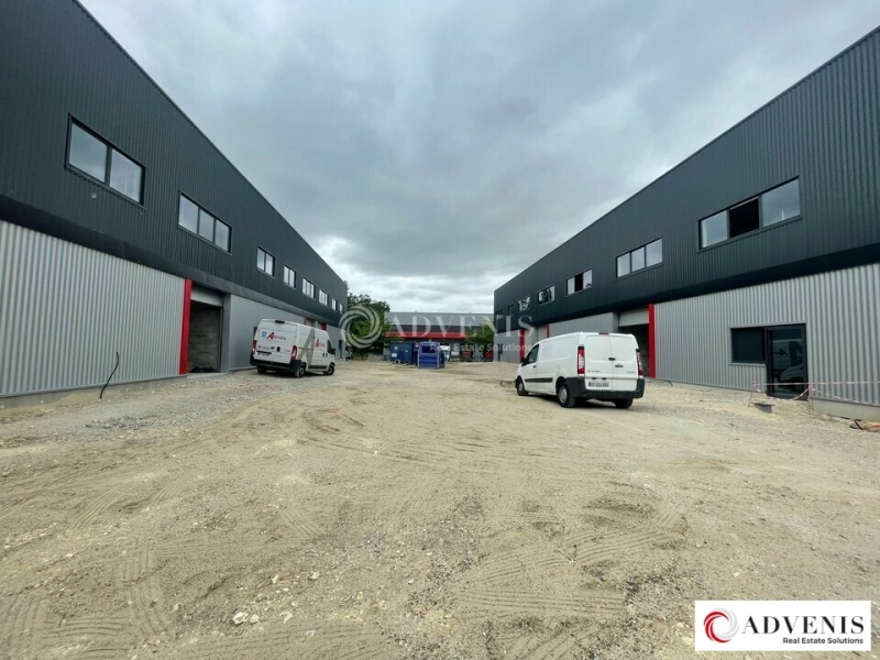 Location Activités Entrepôts BEYCHAC ET CAILLAU (33750) - Photo 2