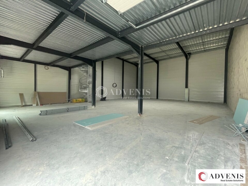 Location Activités Entrepôts BEYCHAC ET CAILLAU (33750) - Photo 3