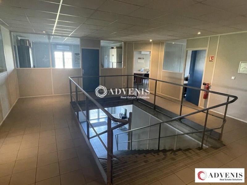 Location Activités Entrepôts AMBARÈS ET LAGRAVE (33440) - Photo 10