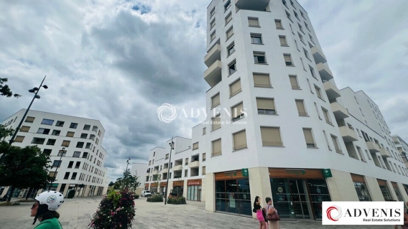 Location Commerces VILLENAVE D'ORNON (33140) - Photo 6