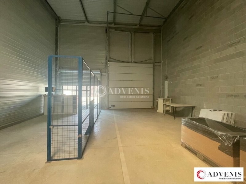 Location Activités Entrepôts AMBARÈS ET LAGRAVE (33440) - Photo 5