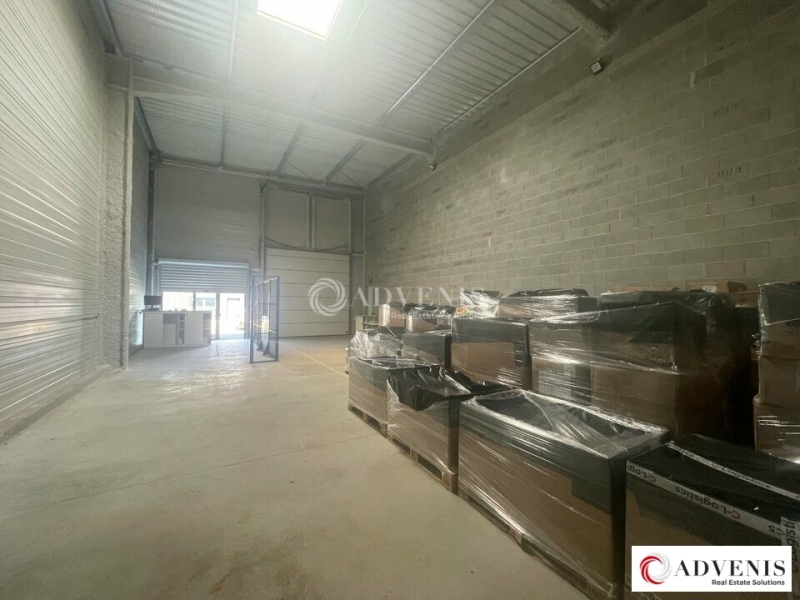 Location Activités Entrepôts AMBARÈS ET LAGRAVE (33440) - Photo 6