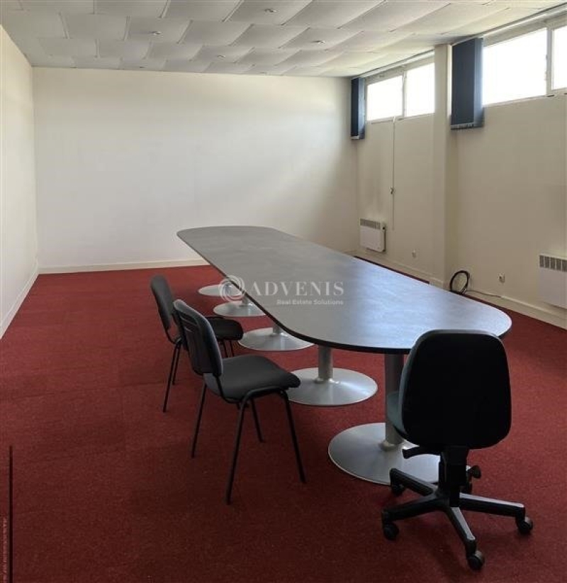 Location Activités Entrepôts SAINT FLORENT SUR CHER (18400) - Photo 1