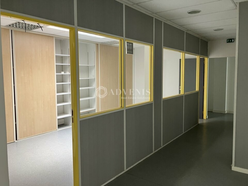 Location Bureaux BOURGES (18000) - Photo 4