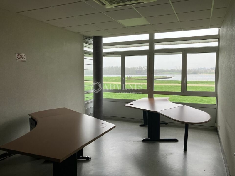 Vente Investisseur Bureaux BOURGES (18000) - Photo 4