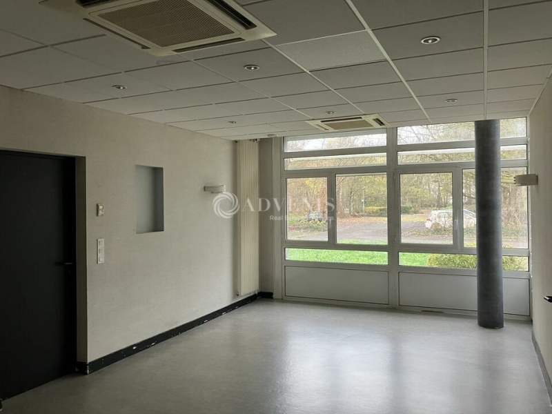 Location Bureaux BOURGES (18000) - Photo 7